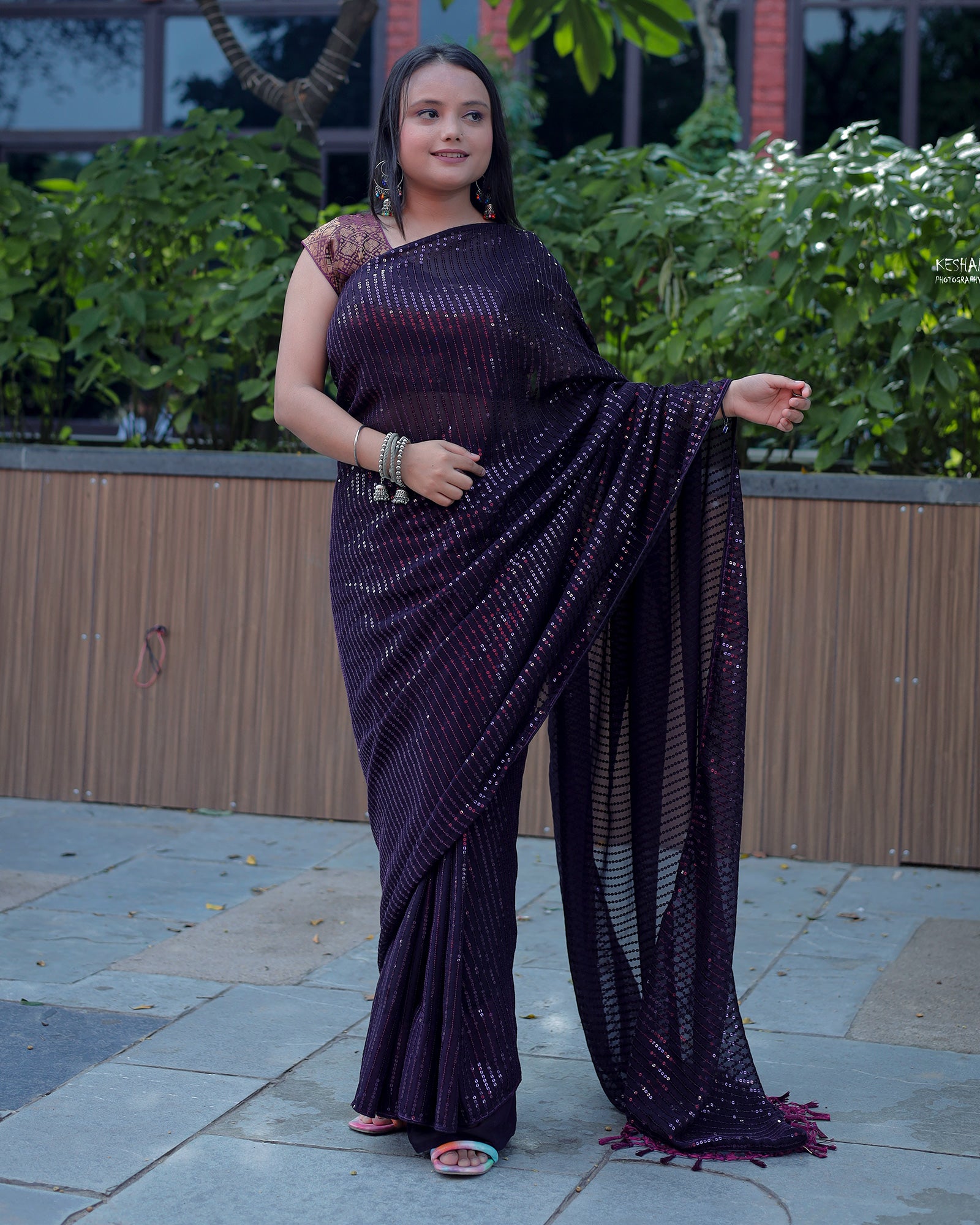 Buy Linen Jamdani Sarees online at InduBindu.com